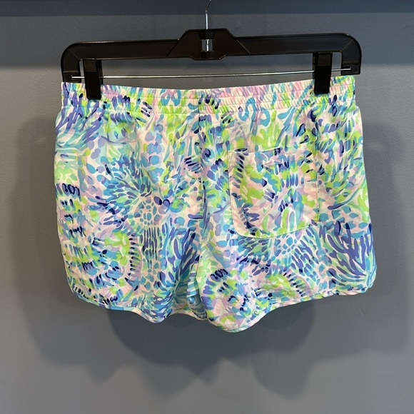 Lilly Pulitzer Luxletic 4" Ocean Trail Short Size Small - Picture 3 of 5